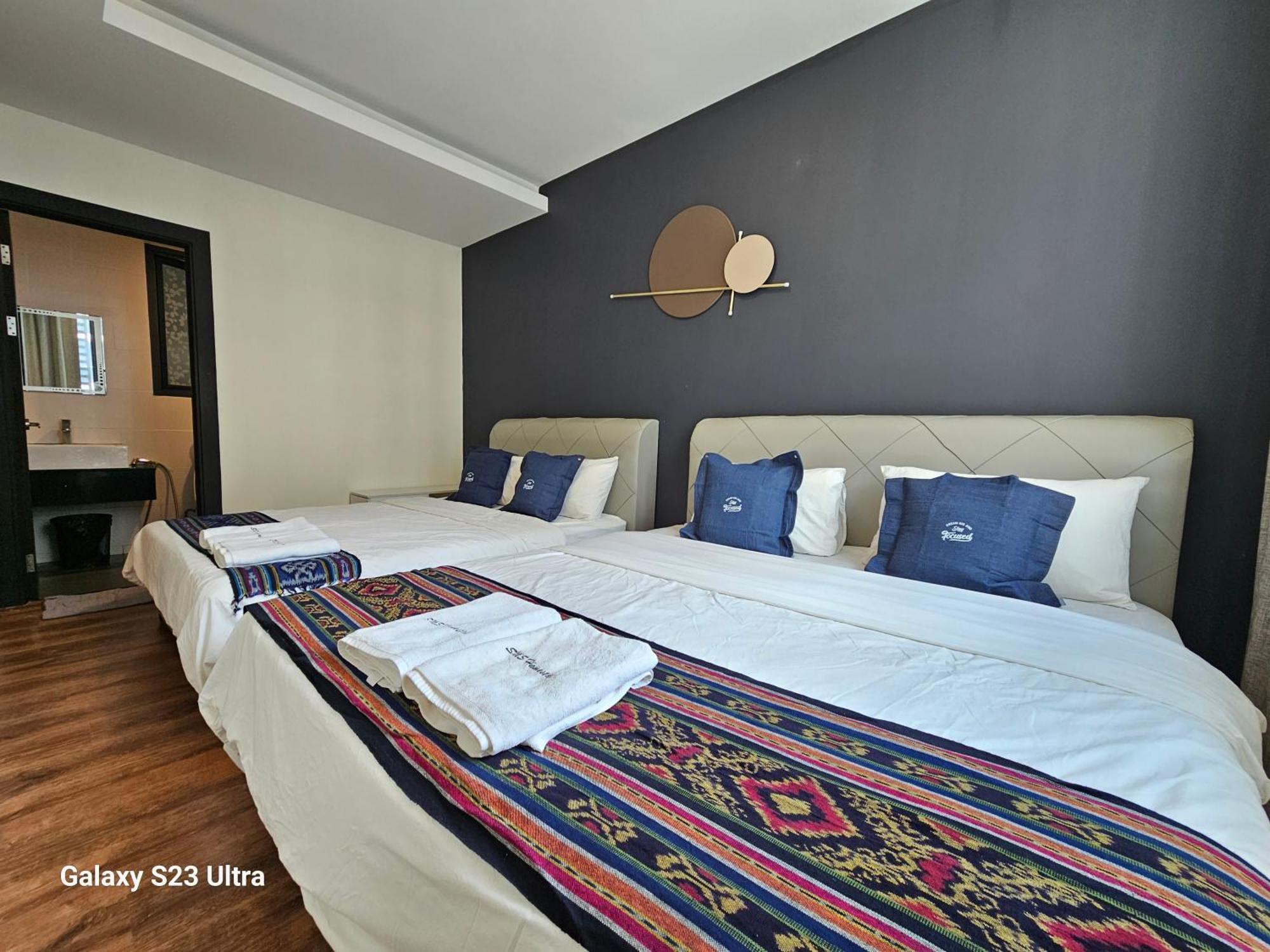 Lovely Vivacity Jazz Suite 2 Cozy Condo 2 Card Lv7 Kuching Exterior photo